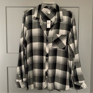 Women’s Gap flannel shirt